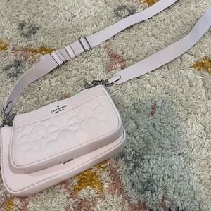 kate spade pale pink crossbody 2 in 1 purse
worn once
clean inside